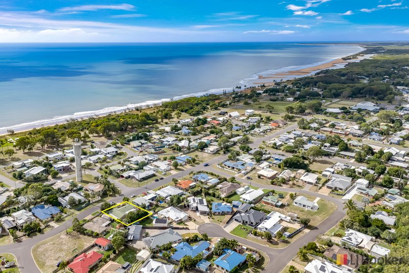 Photo - 25 Acacia Street, Moore Park Beach QLD 4670 - Image 20