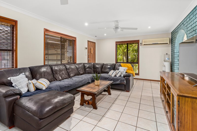 Photo - 25 Achilles Drive, Springwood QLD 4127 - Image 4