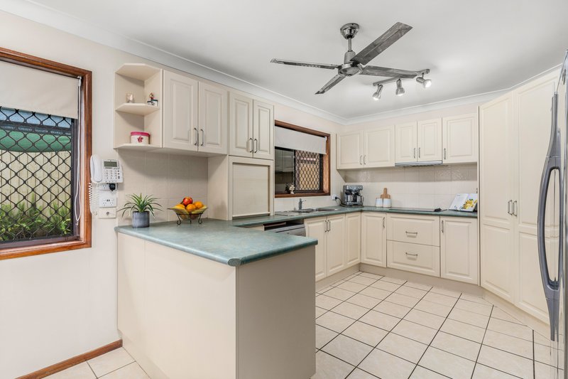 Photo - 25 Achilles Drive, Springwood QLD 4127 - Image 6