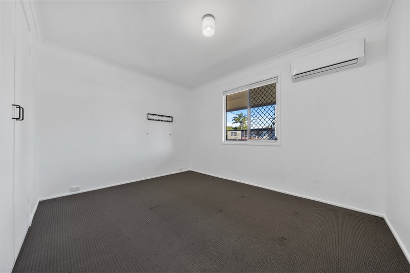 Photo - 25 Adelaide Circuit, Beenleigh QLD 4207 - Image 7