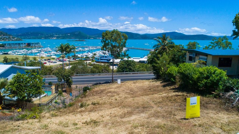 Photo - 25 Airlie Crescent, Airlie Beach QLD 4802 - Image 10