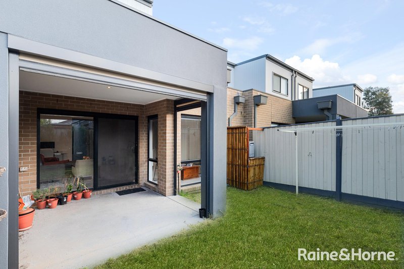 Photo - 25 Airmaid Drive, Williams Landing VIC 3027 - Image 14