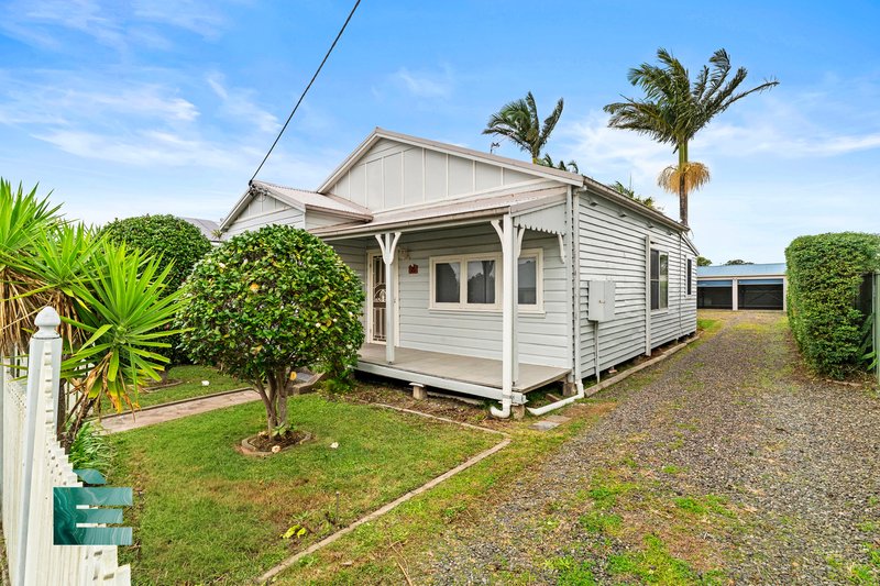 Photo - 25 Albert Street, Belmont NSW 2280 - Image 1