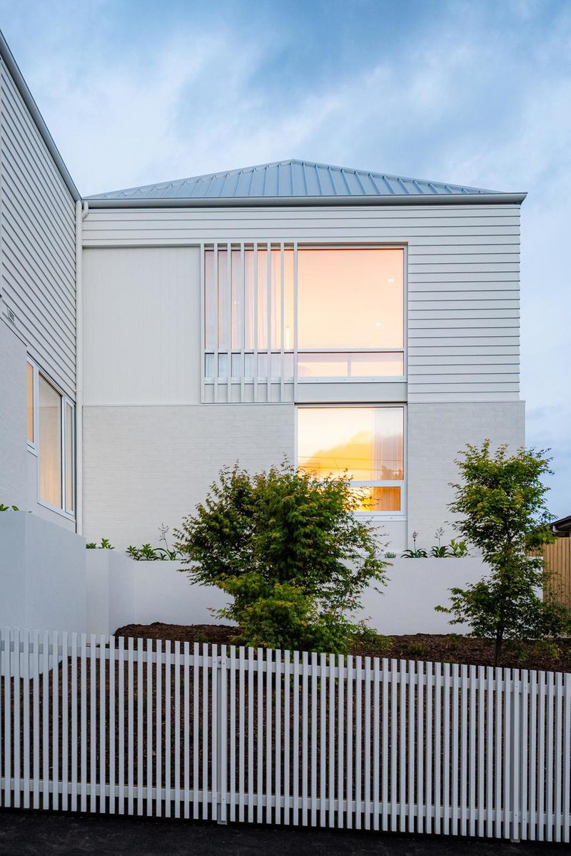 Photo - 2/5 Alexander Street, Sandy Bay TAS 7005 - Image 1