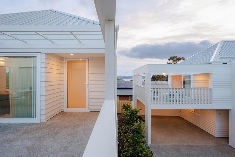 Photo - 2/5 Alexander Street, Sandy Bay TAS 7005 - Image 3