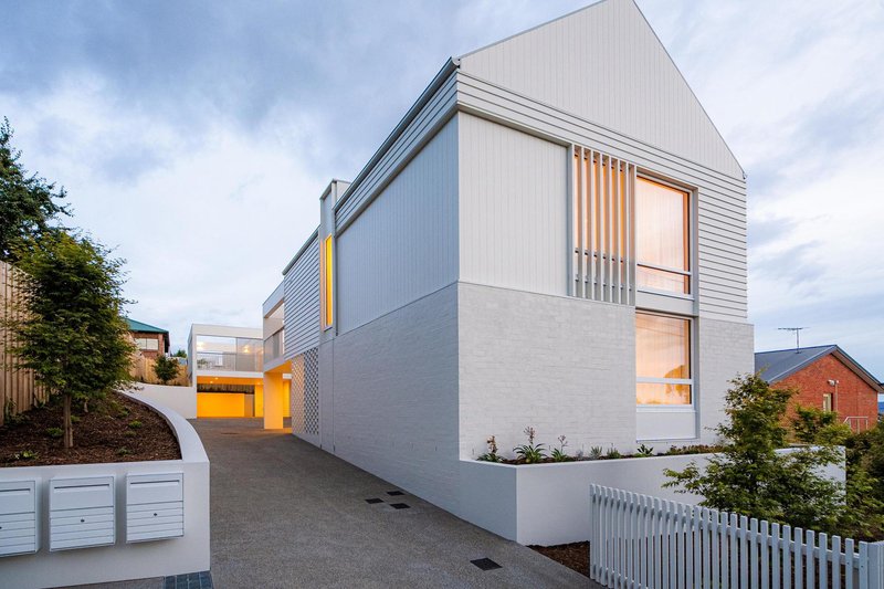 Photo - 2/5 Alexander Street, Sandy Bay TAS 7005 - Image 4