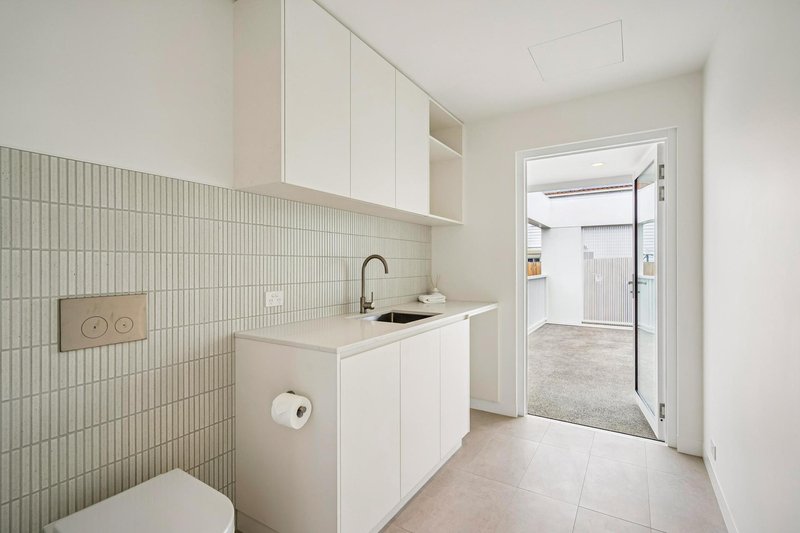 Photo - 2/5 Alexander Street, Sandy Bay TAS 7005 - Image 18