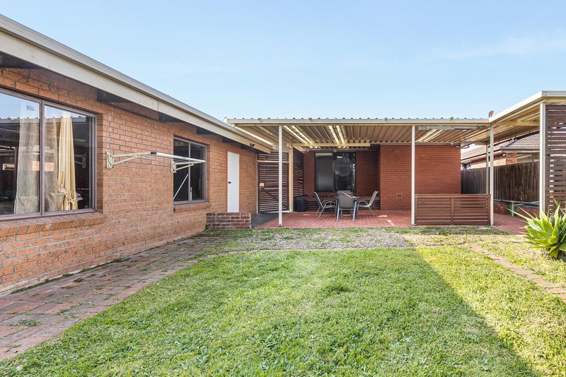 Photo - 25 Alma Street, Craigieburn VIC 3064 - Image 15