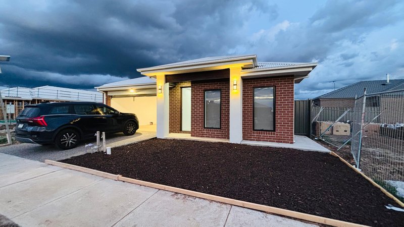 25 Anisata Way, Manor Lakes VIC 3024