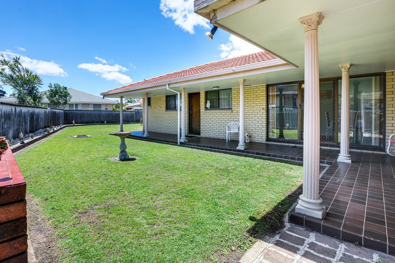 Photo - 25 Arcadia Drive, Mermaid Waters QLD 4218 - Image 12