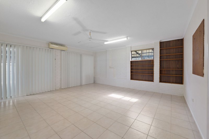 Photo - 25 Arilla Street, Wurtulla QLD 4575 - Image 16