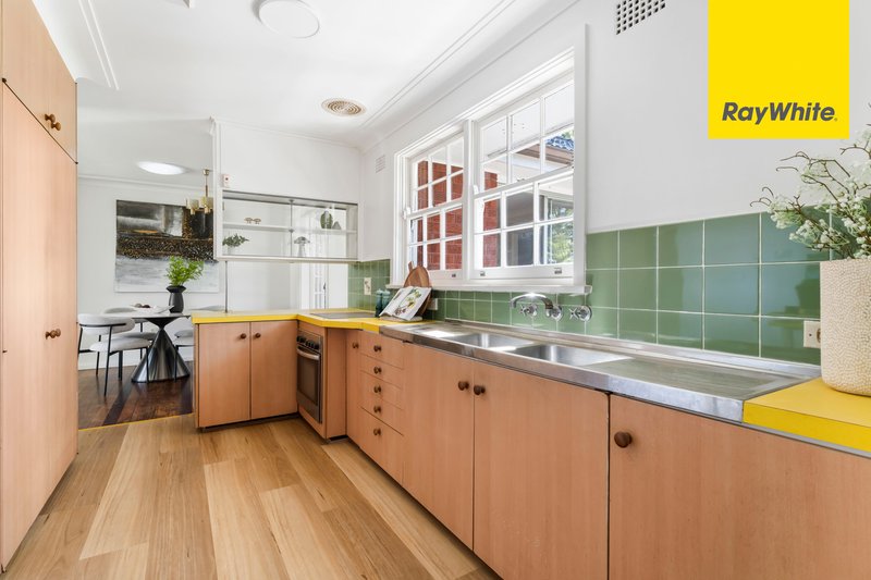 Photo - 25 Arkena Avenue, Epping NSW 2121 - Image 6