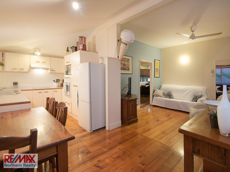 Photo - 25 Armentieres Street, Kedron QLD 4031 - Image 4