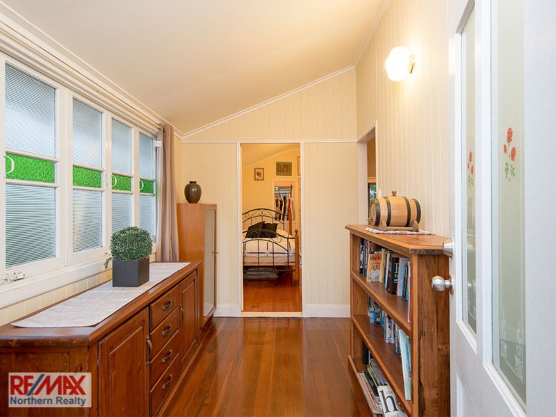 Photo - 25 Armentieres Street, Kedron QLD 4031 - Image 12