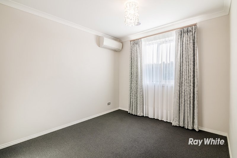 Photo - 25 Artfield Street, Cranbourne East VIC 3977 - Image 11