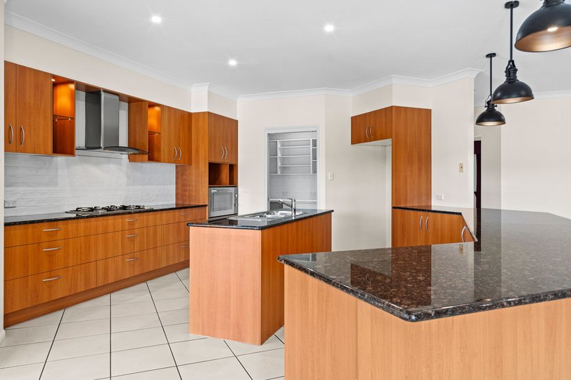 Photo - 25 Ascot Crescent, Samford Valley QLD 4520 - Image 7