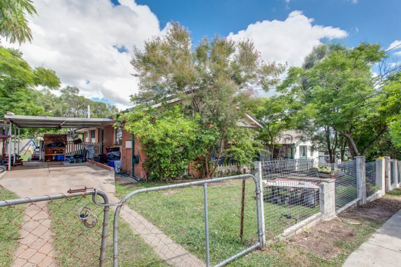 Photo - 25 Audrey Street, Goodna QLD 4300 - Image 3