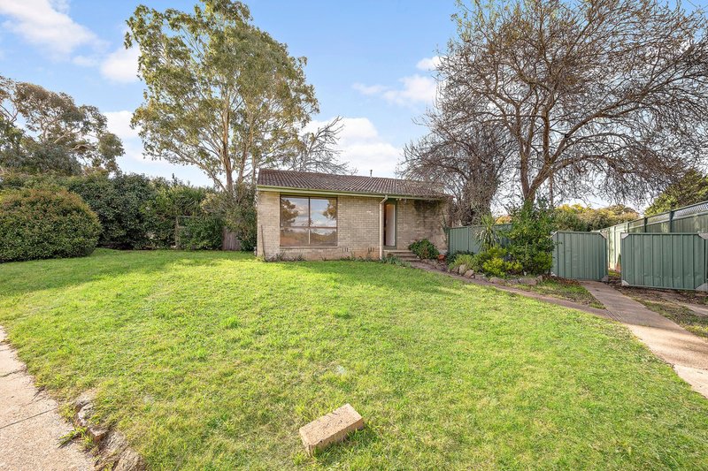 Photo - 25 Balamara Street, Giralang ACT 2617 - Image 3