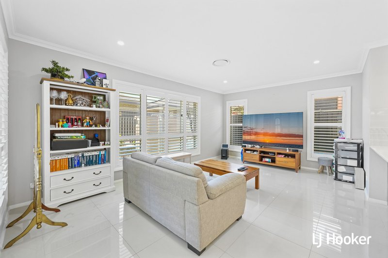 Photo - 25 Baldwin Street, Marsden Park NSW 2765 - Image 5