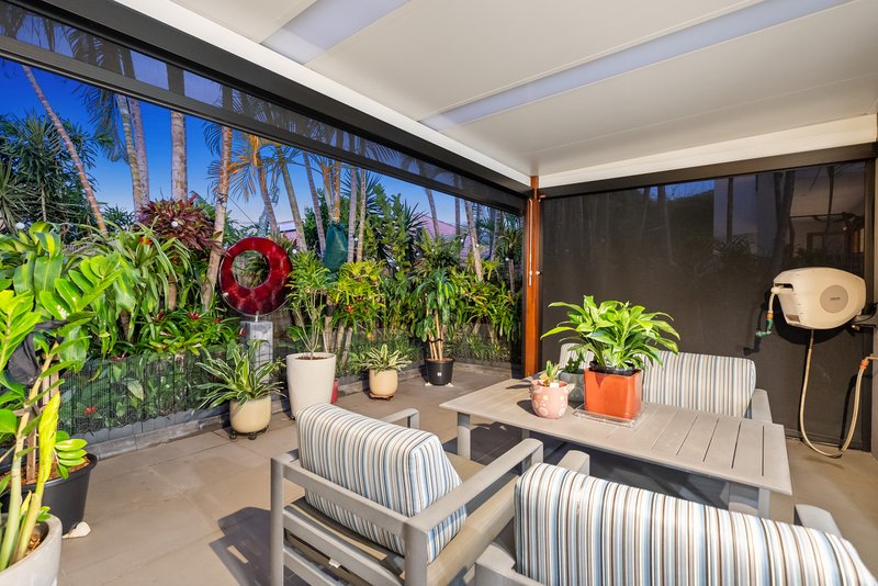 Photo - 2/5 Bali Avenue, Palm Beach QLD 4221 - Image 28