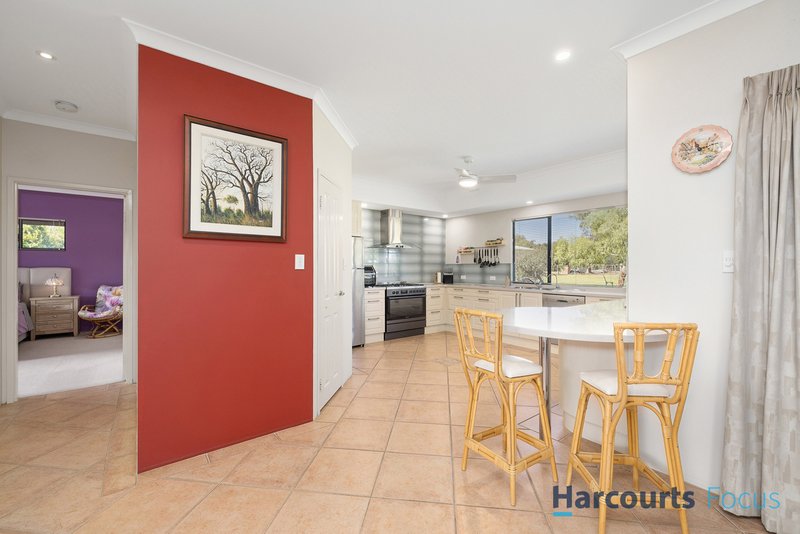 Photo - 25 Ballagar Road, Byford WA 6122 - Image 10