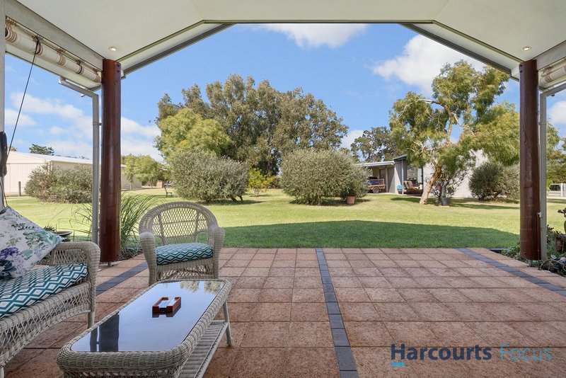 Photo - 25 Ballagar Road, Byford WA 6122 - Image 25