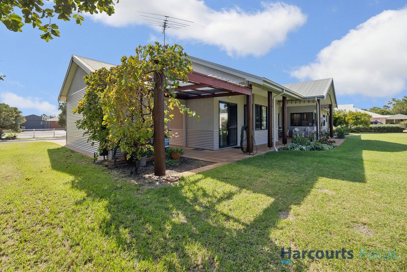 Photo - 25 Ballagar Road, Byford WA 6122 - Image 30