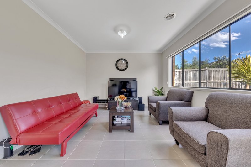 Photo - 25 Balvicar Way, Mernda VIC 3754 - Image 8