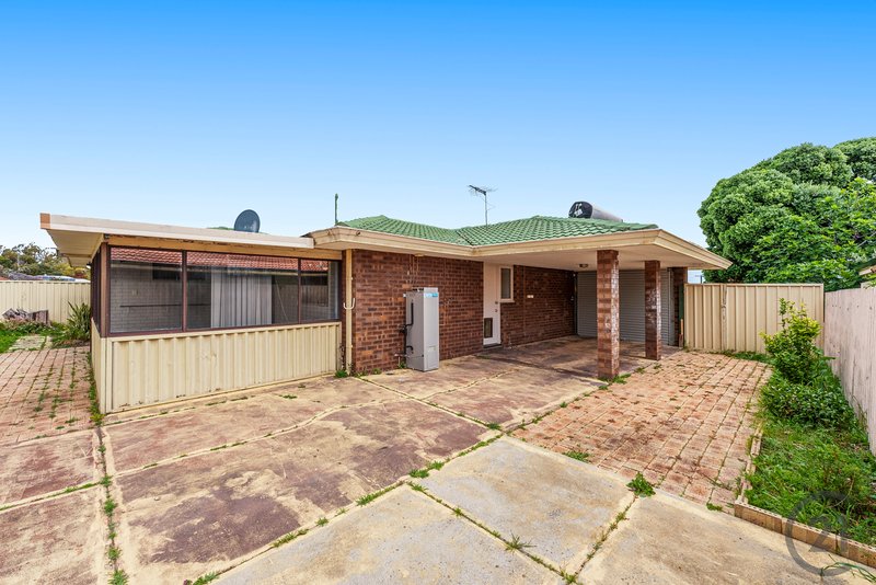 Photo - 25 Bampton Way, Warnbro WA 6169 - Image 15
