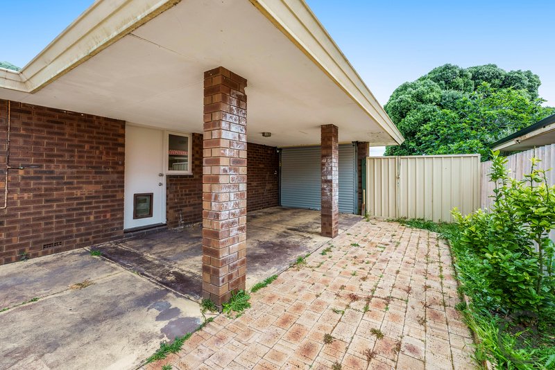 Photo - 25 Bampton Way, Warnbro WA 6169 - Image 16