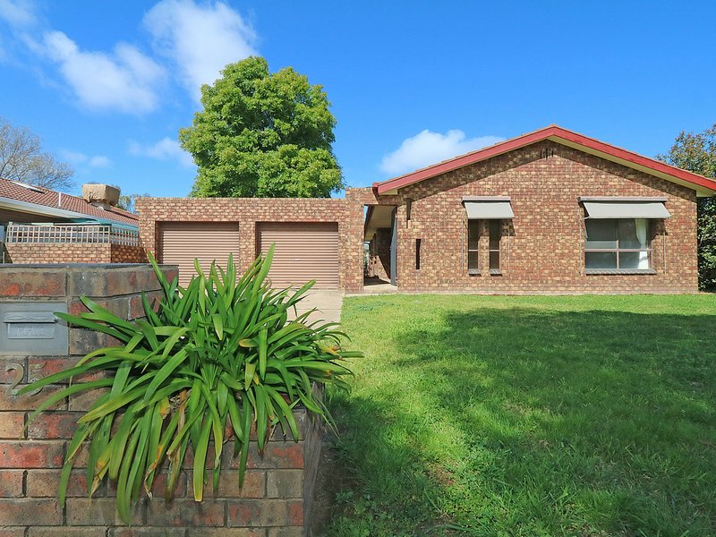 25 Bandera Avenue, Glenfield Park NSW 2650