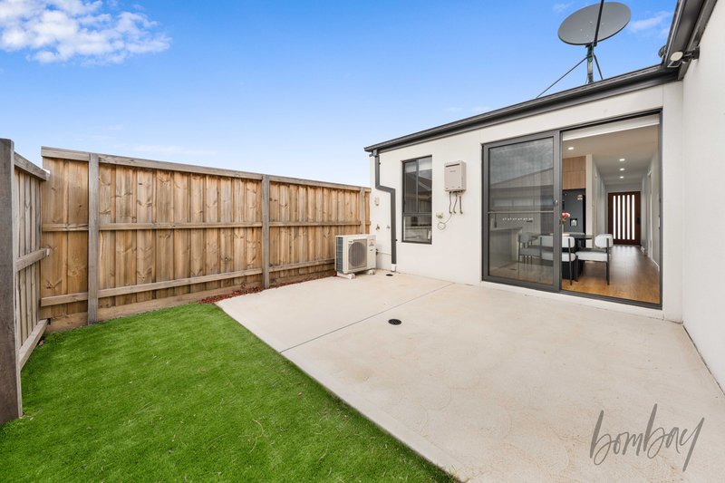 Photo - 25 Banford Street, Wollert VIC 3750 - Image 12