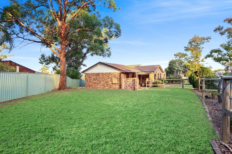 Photo - 25 Bannockburn Ave , St Andrews NSW 2566 - Image 7