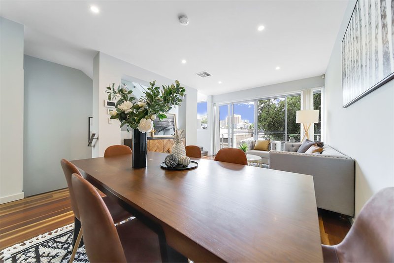 Photo - 25 Bartels Street, Adelaide SA 5000 - Image 7