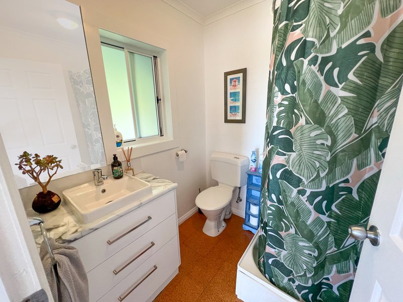 Photo - 25 Beach Crescent, Greens Beach TAS 7270 - Image 11