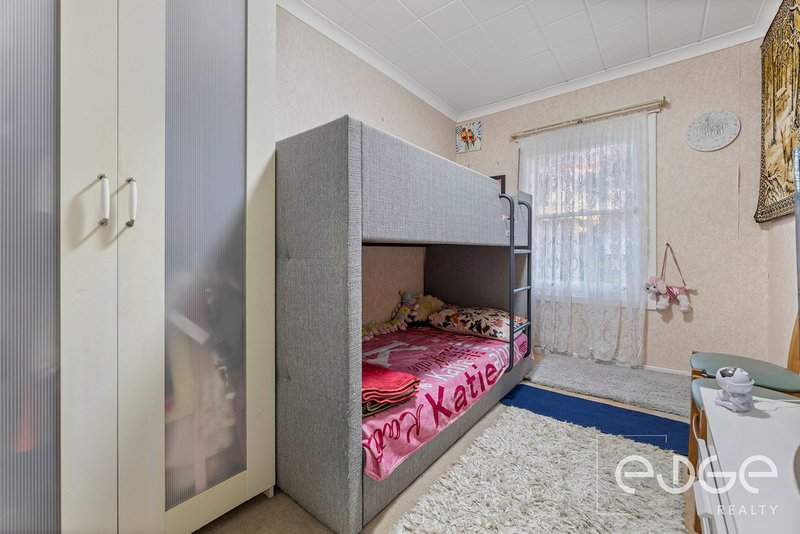 Photo - 25 Beaminster Road, Elizabeth Park SA 5113 - Image 15