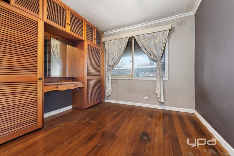 Photo - 25 Beaver Street, St Albans VIC 3021 - Image 7