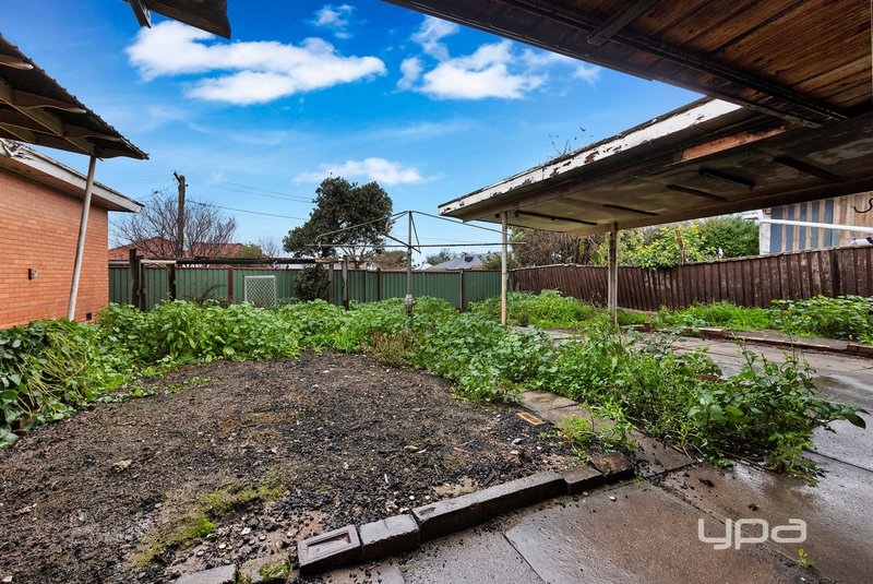 Photo - 25 Beaver Street, St Albans VIC 3021 - Image 11