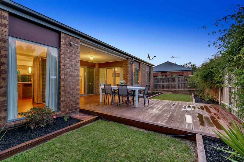 Photo - 25 Beechville Place, Craigieburn VIC 3064 - Image 21