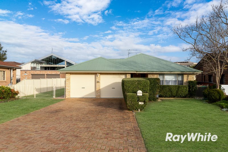 25 Belbowrie Parade, Maloneys Beach NSW 2536