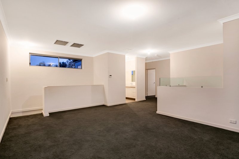 Photo - 25 Belfast Street, Henley Beach SA 5022 - Image 11