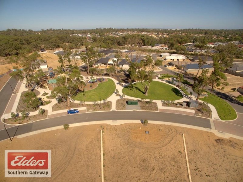 Photo - 25 Bellingham Parade, Wellard WA 6170 - Image 4