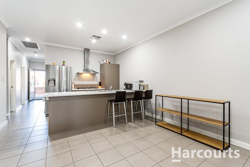 Photo - 25 Bellini Gardens, Alkimos WA 6038 - Image 4