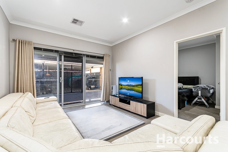 Photo - 25 Bellini Gardens, Alkimos WA 6038 - Image 10