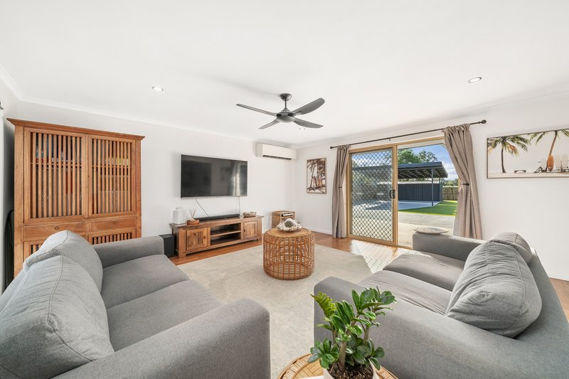 Photo - 25 Bellini Road, Burpengary QLD 4505 - Image 2