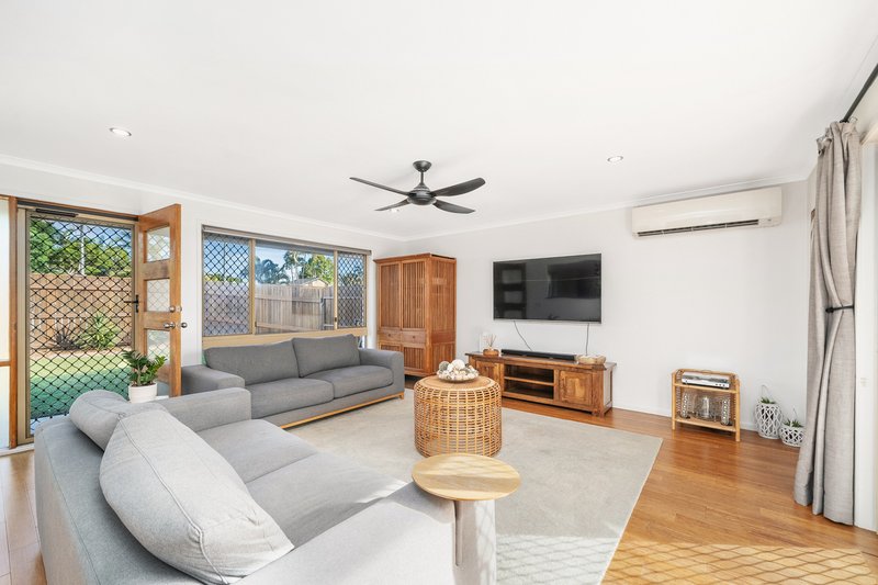 Photo - 25 Bellini Road, Burpengary QLD 4505 - Image 3