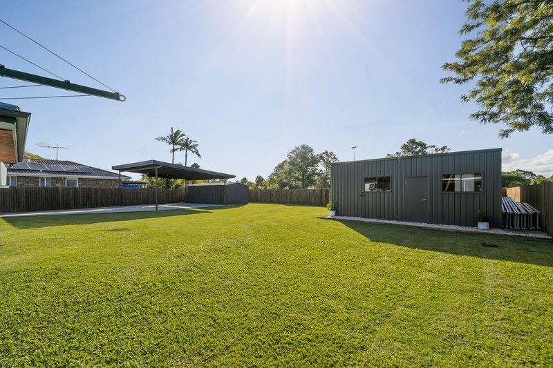 Photo - 25 Bellini Road, Burpengary QLD 4505 - Image 17