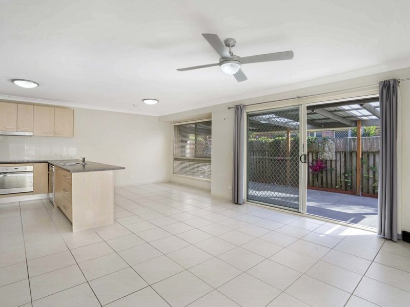 Photo - 25 Beltana Way, Nerang QLD 4211 - Image 3