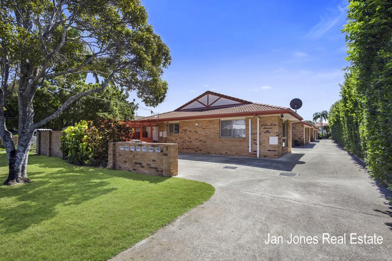 Photo - 2/5 Belvedere Street, Clontarf QLD 4019 - Image 1