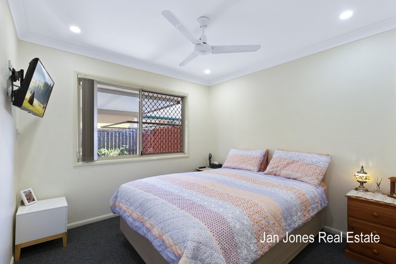 Photo - 2/5 Belvedere Street, Clontarf QLD 4019 - Image 10